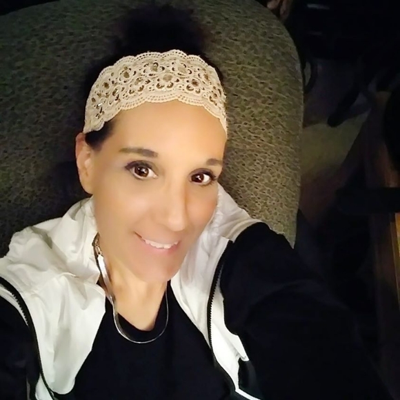 Meet your Posher, Bella - Picture 6 of 10